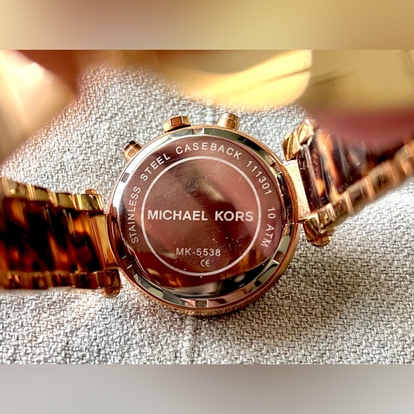 Michael Kors Women's Parker Chronograph Watch MK5538 - Picture 11 of 15